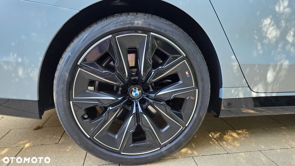BMW Seria 7 740d xDrive mHEV Individual Edition sport - 25