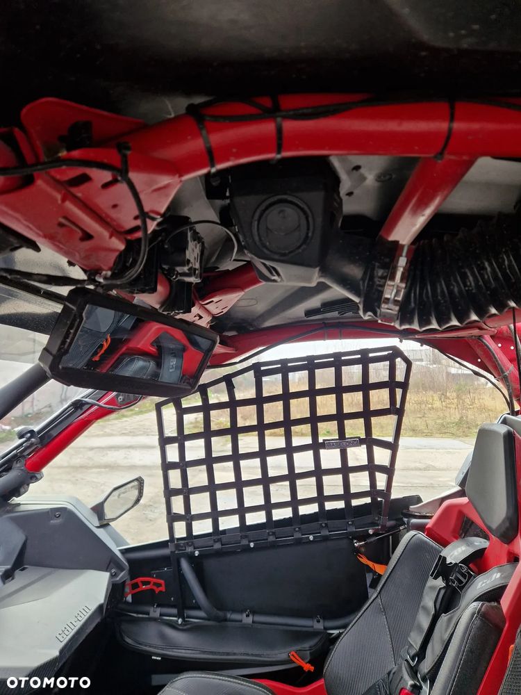 Can-Am Maverick - 13