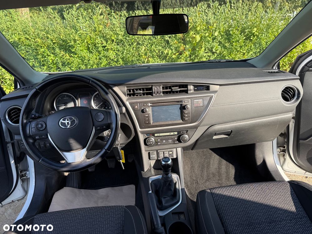 Toyota Auris 2.0 D-4D Edition - 15