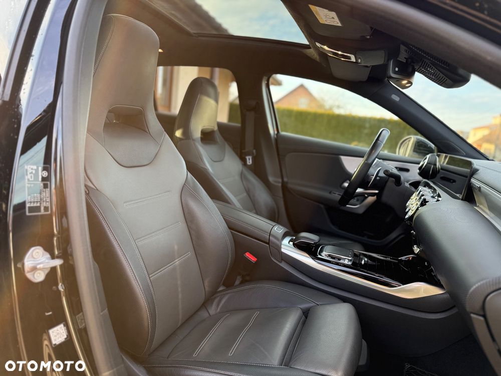 Mercedes-Benz Klasa A AMG 35 4Matic AMG Speedshift DCT 7G - 13