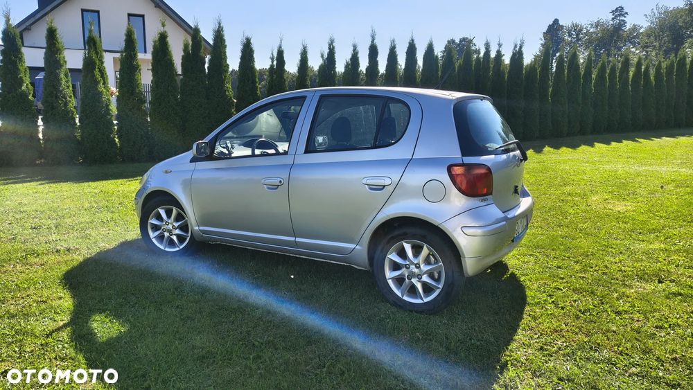 Toyota Yaris 1.3 Sol - 5