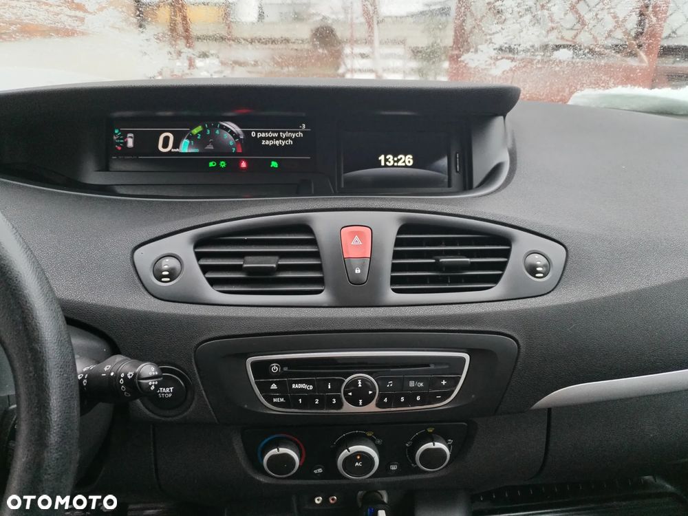 Renault Scenic 1.6 16V 110 Authentique - 7