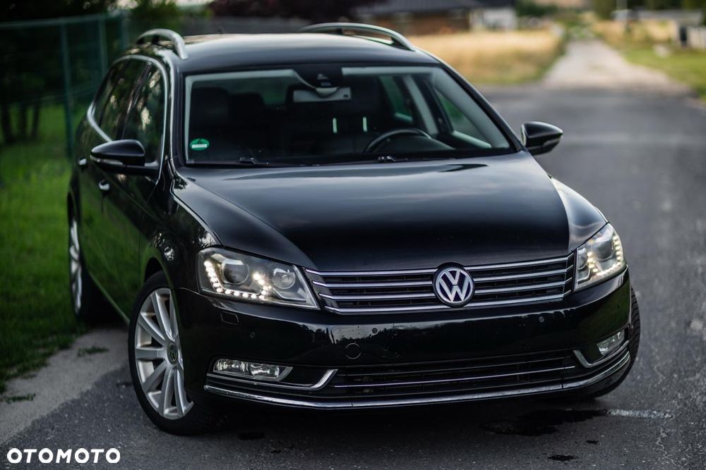 Volkswagen Passat 2.0 TDI Highline - 24