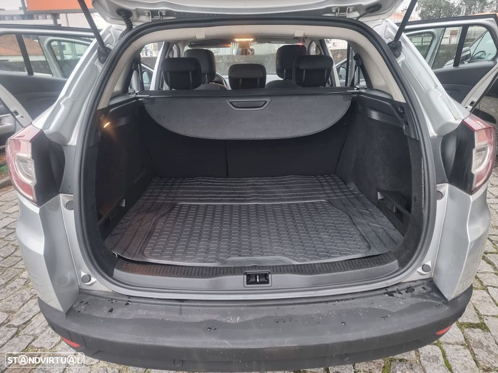 Renault Mégane Sport Tourer 1.5 dCi Confort SS - 16