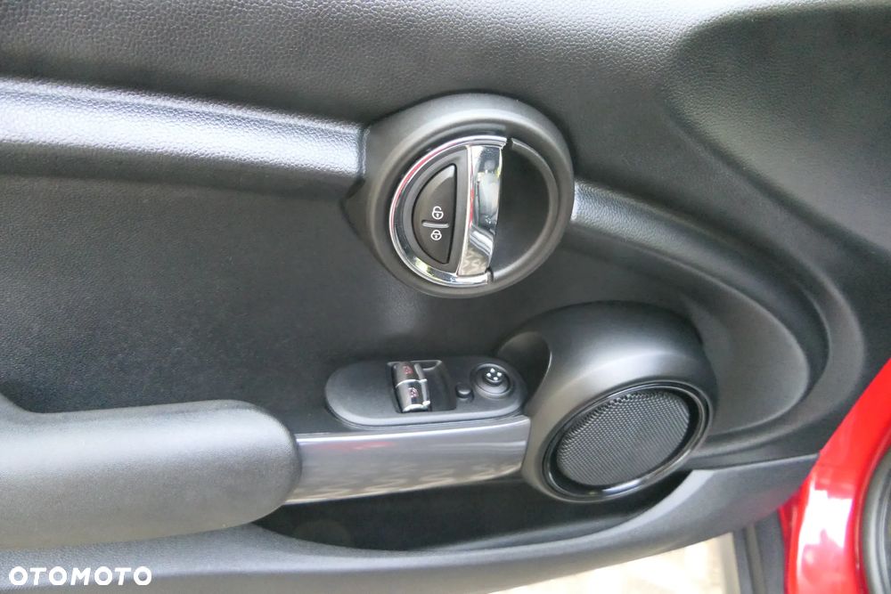 MINI ONE D Blackyard - 21