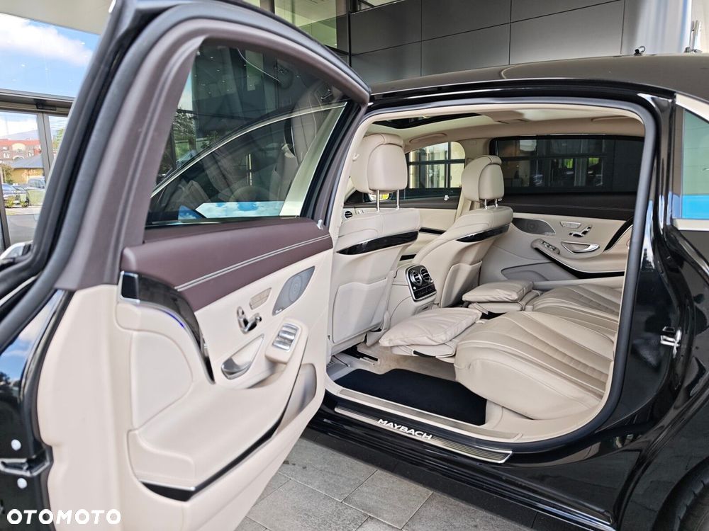 Mercedes-Benz Klasa S 560 4-Matic L 9G-TRONIC - 12