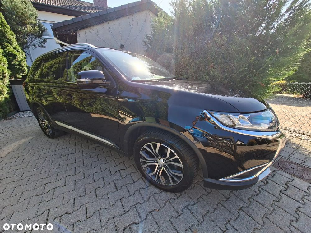 Mitsubishi Outlander 2.2 DID Intense + 4WD - 5