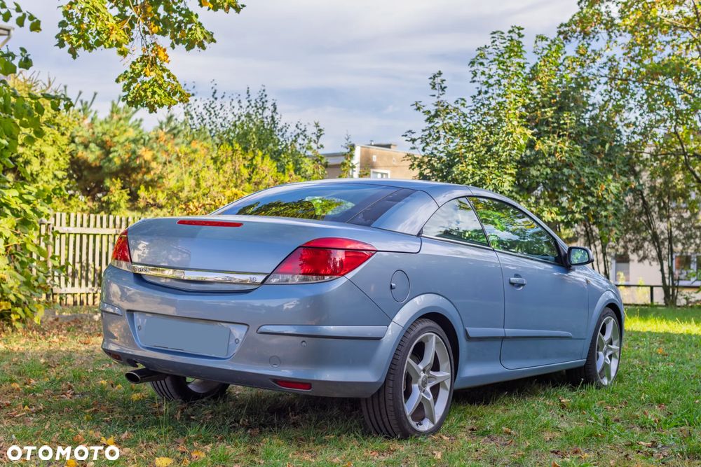 Opel Astra - 2