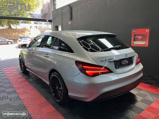 Mercedes-Benz CLA 200 - 4
