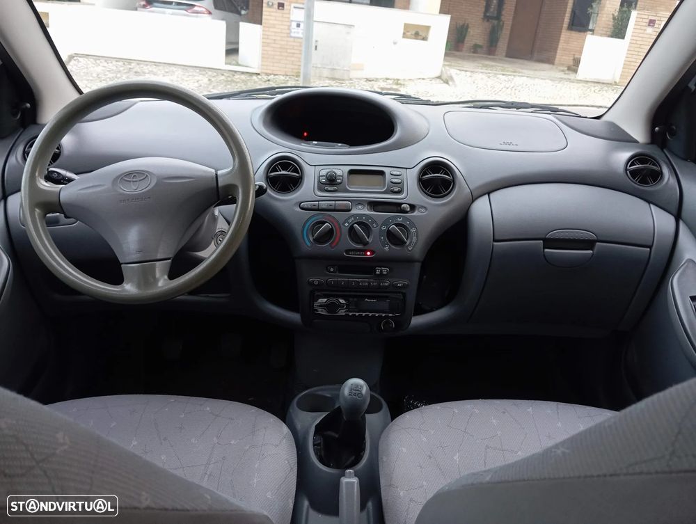 Toyota Yaris 1.0 Terra DA+ABS+CD+AC - 14