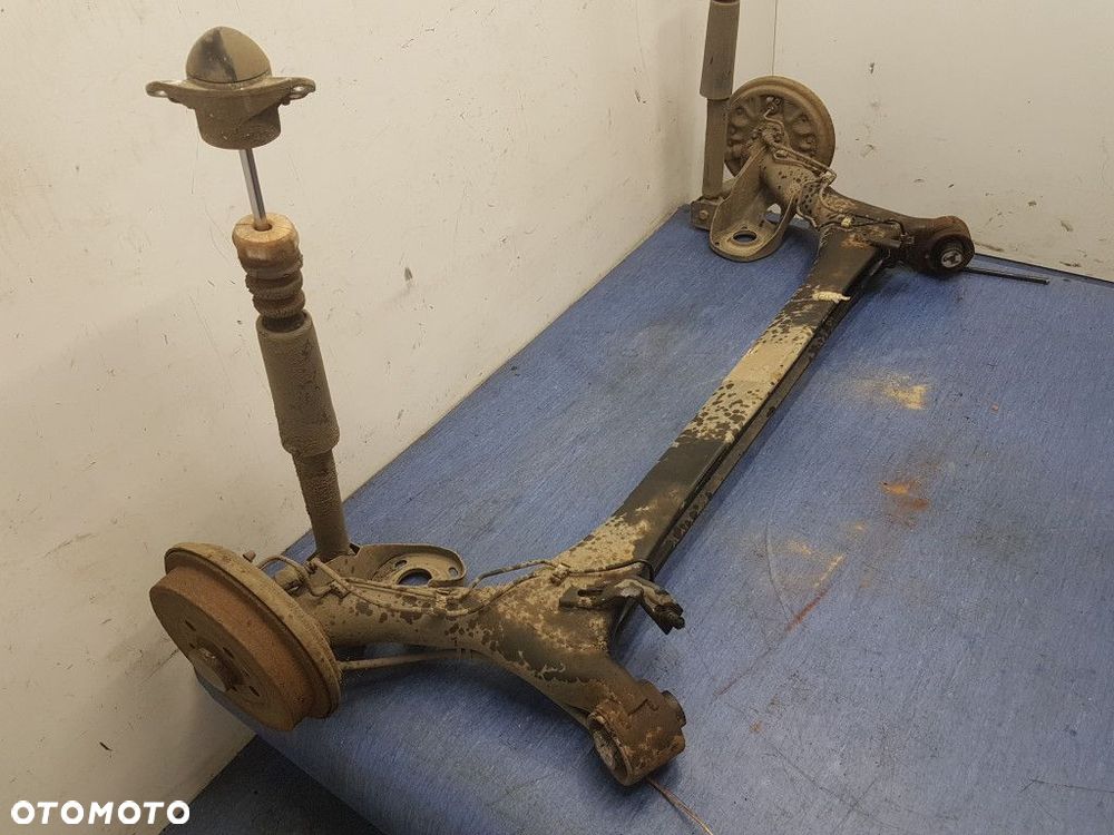 SKODA FABIA II KOMBI 1.2B BELKA ZAWIESZENIA TYŁ - 10