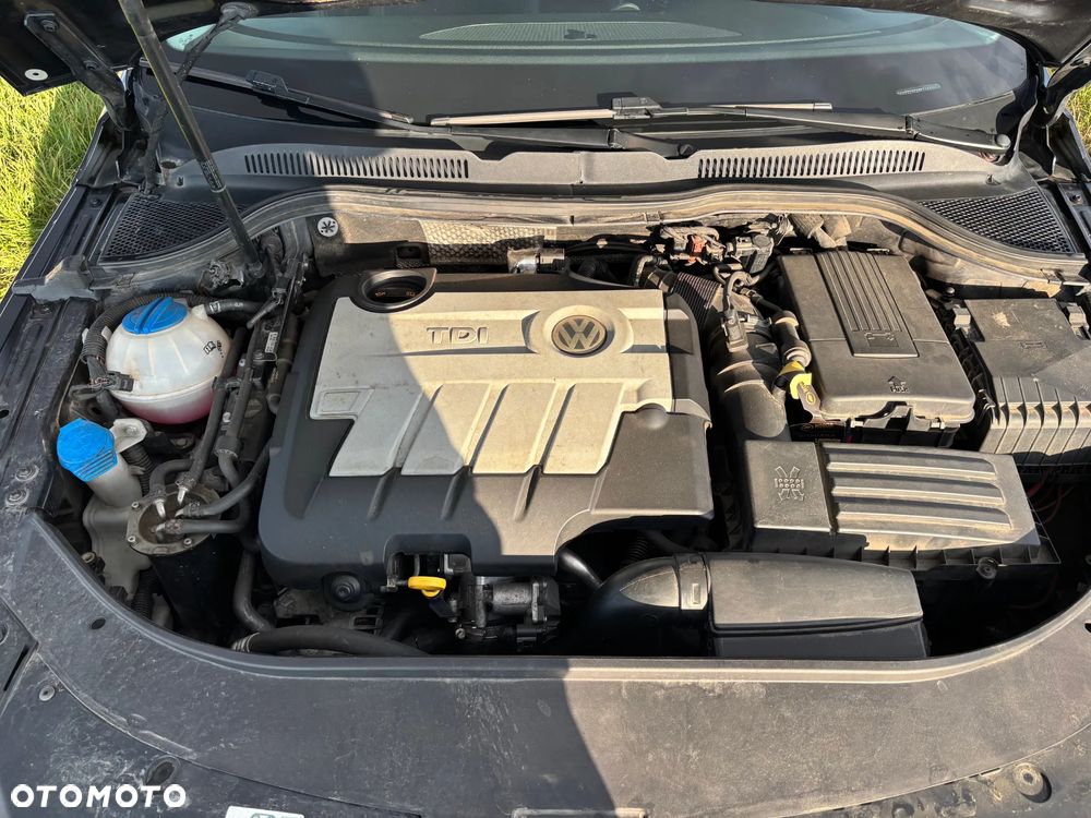 Volkswagen Passat CC - 8