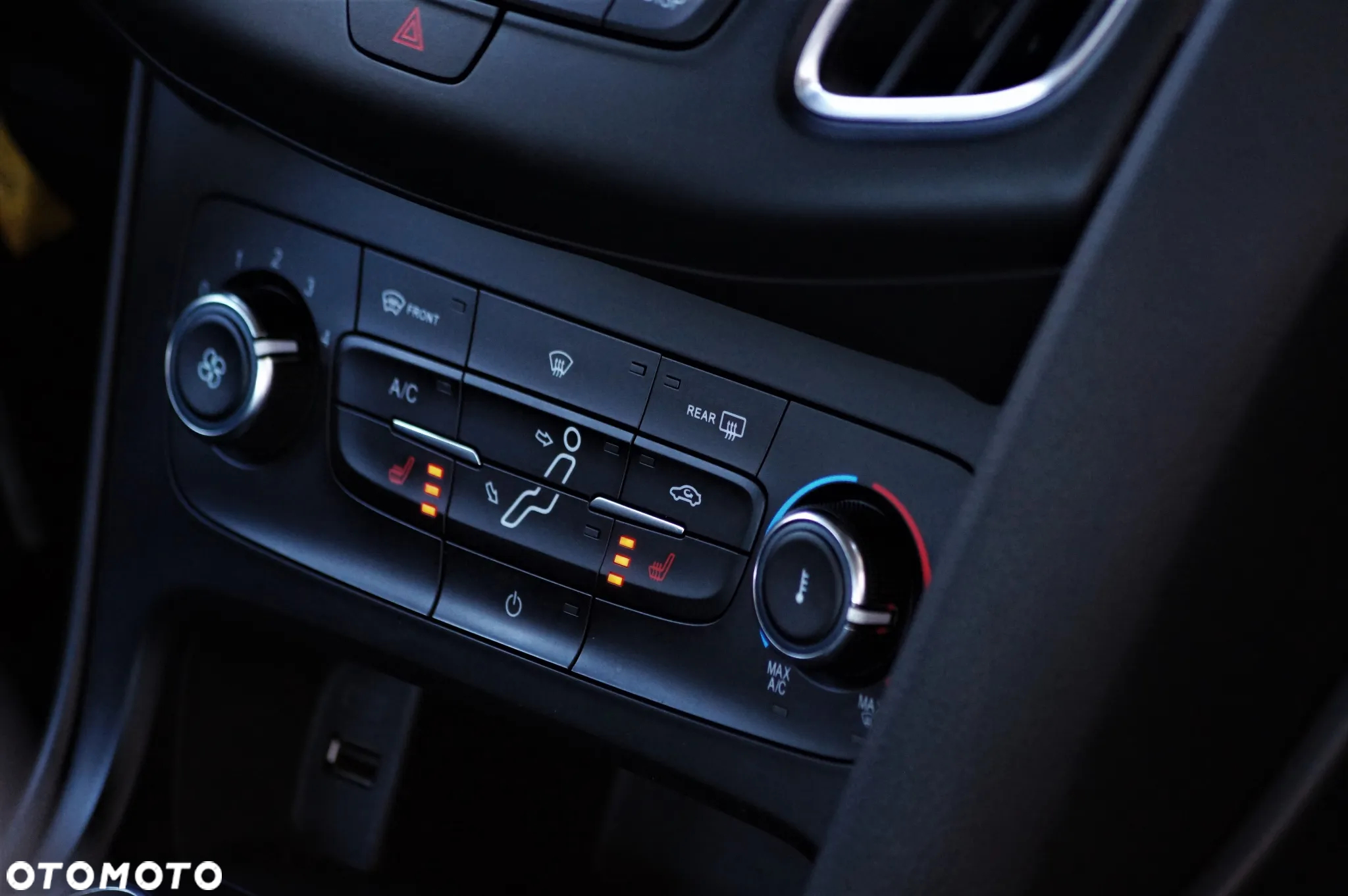 Ford Focus - 39