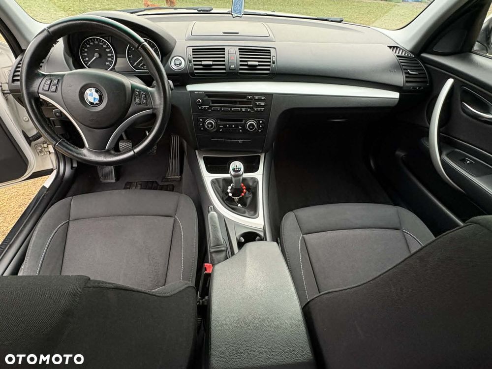BMW Seria 1 - 9