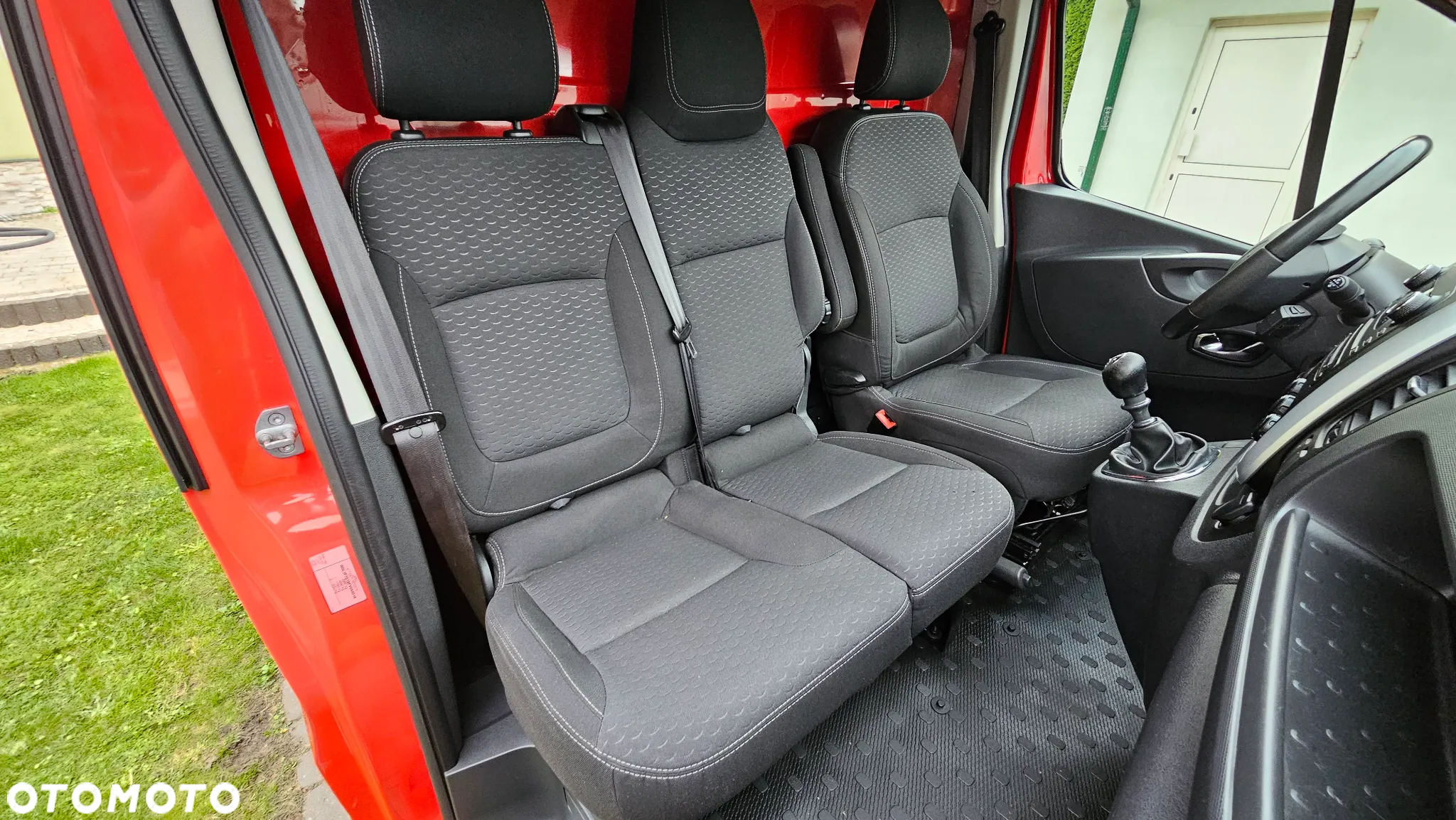 Opel Vivaro - 22
