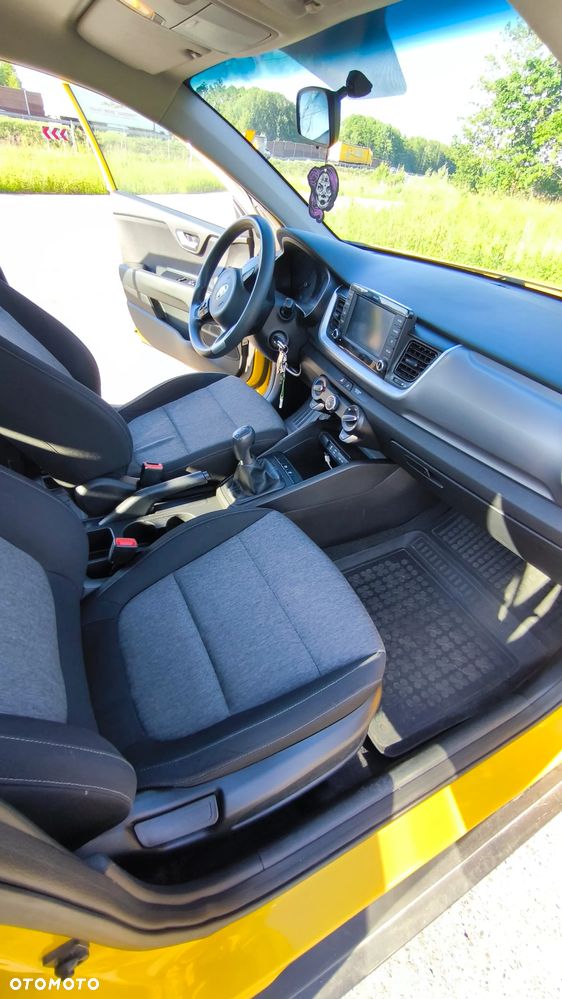 Kia Stonic 1.4 M - 11