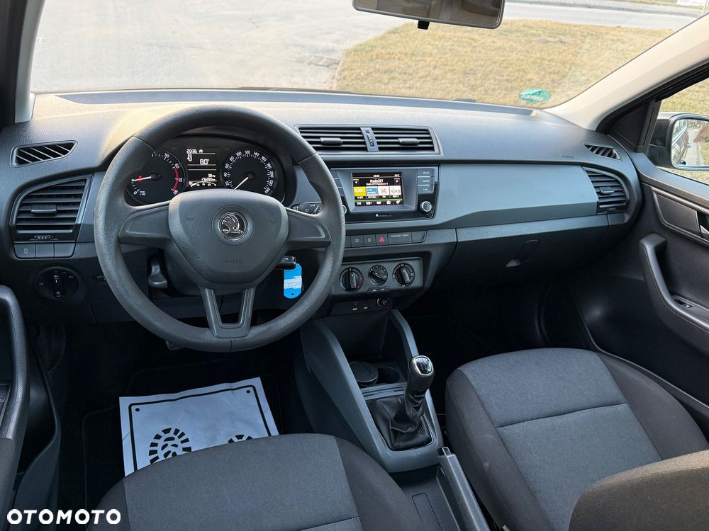 Skoda Fabia 1.0 MPI Soleil - 17