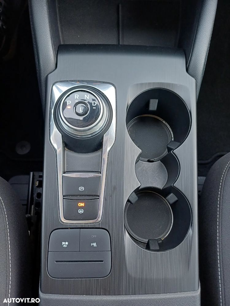 Ford Kuga 2.5 Duratec FHEV AWD Titanium - 10