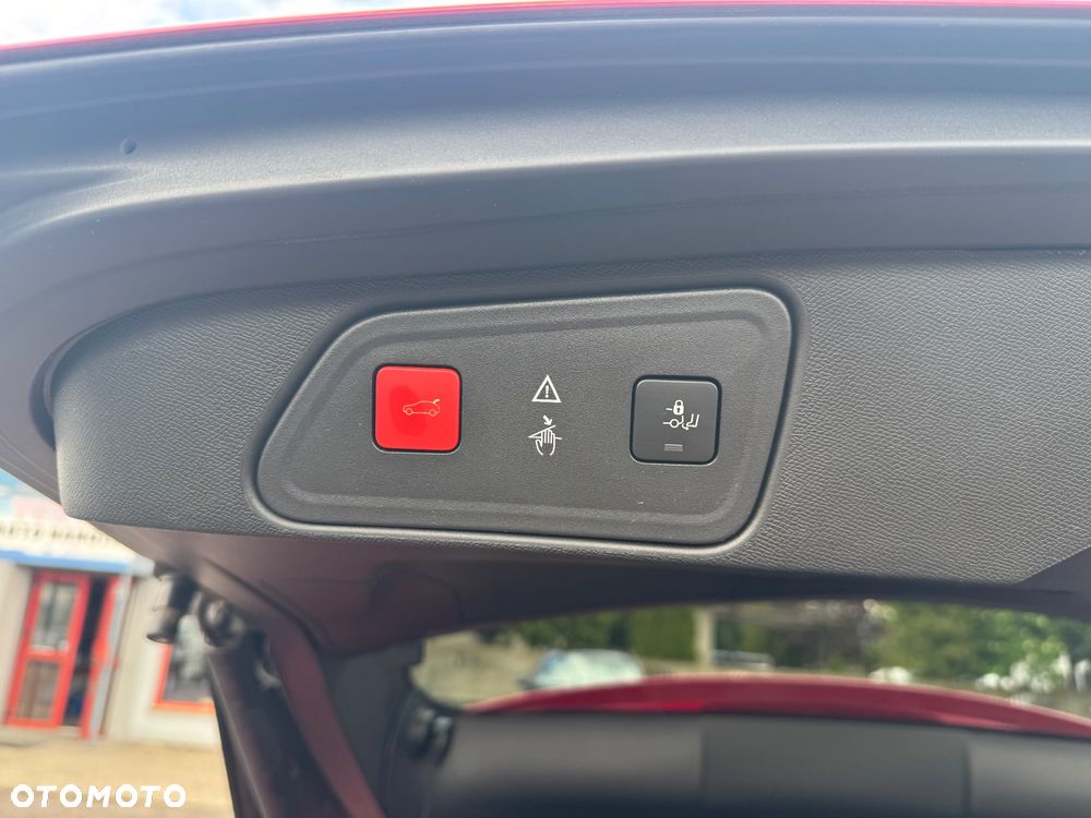 Peugeot 3008 PureTech 130 Stop & Start GPF Allure Pack - 21
