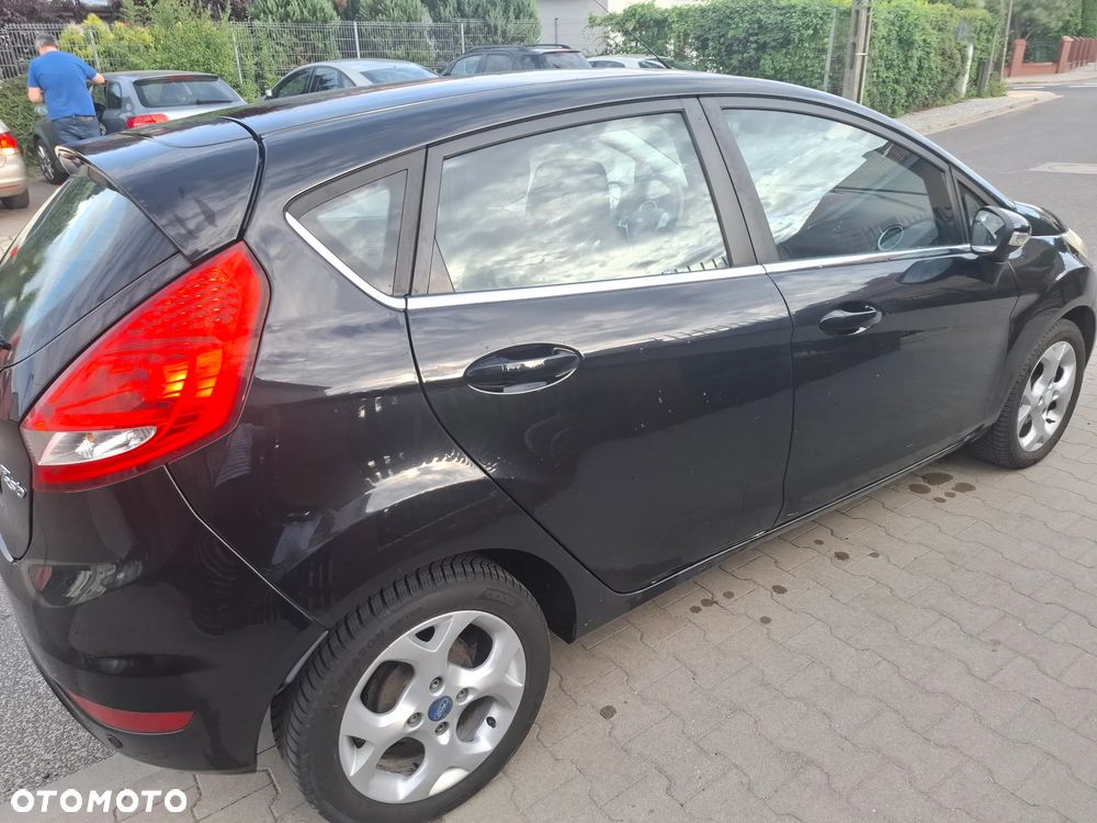 Ford Fiesta 1.6 TDCi Trend - 11
