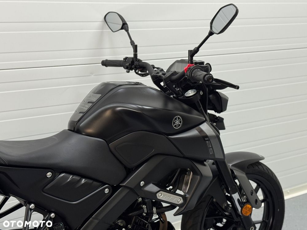 Yamaha MT - 5