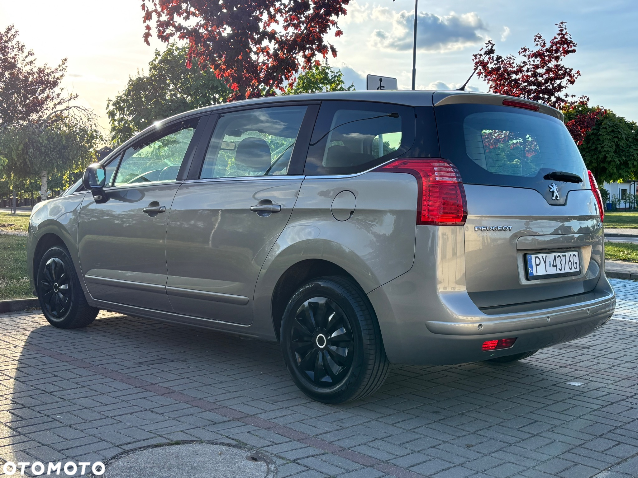 Peugeot 5008 HDI FAP 110 Business-Line - 11