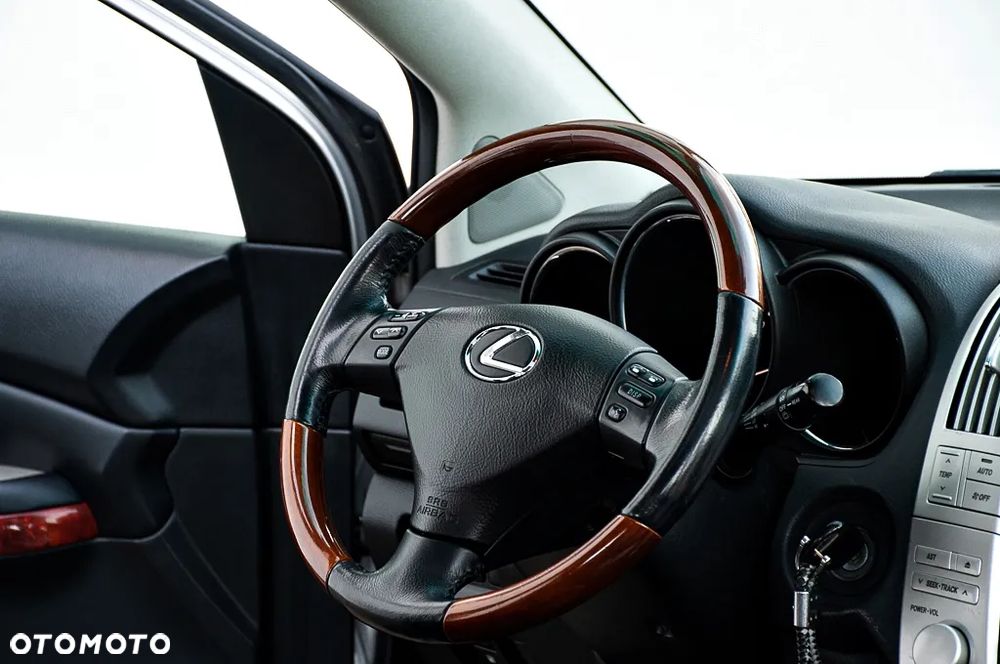 Lexus RX 400h Prestige + - 23