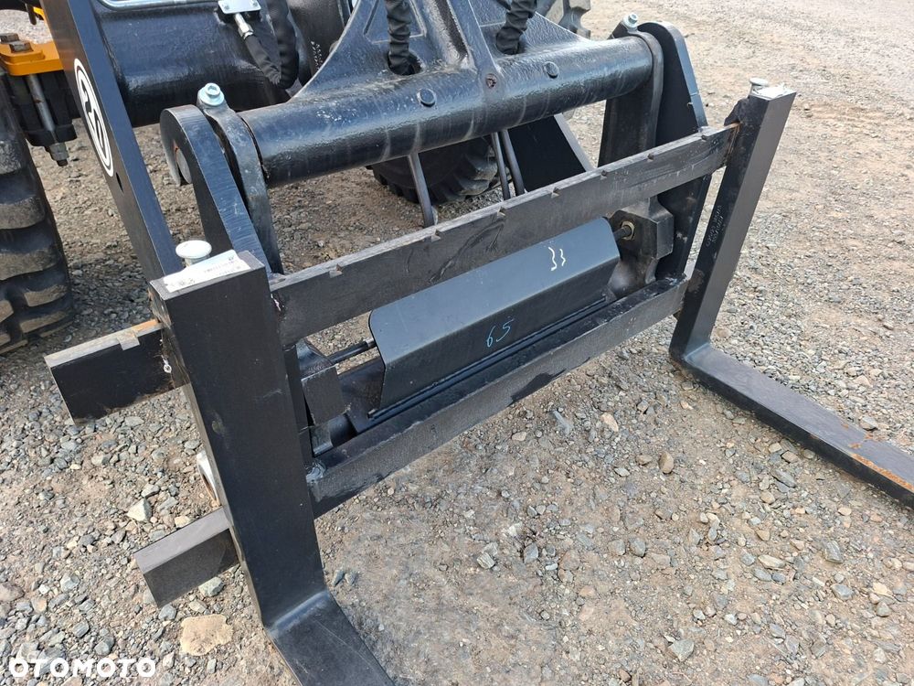 JCB 409 Sv - 29