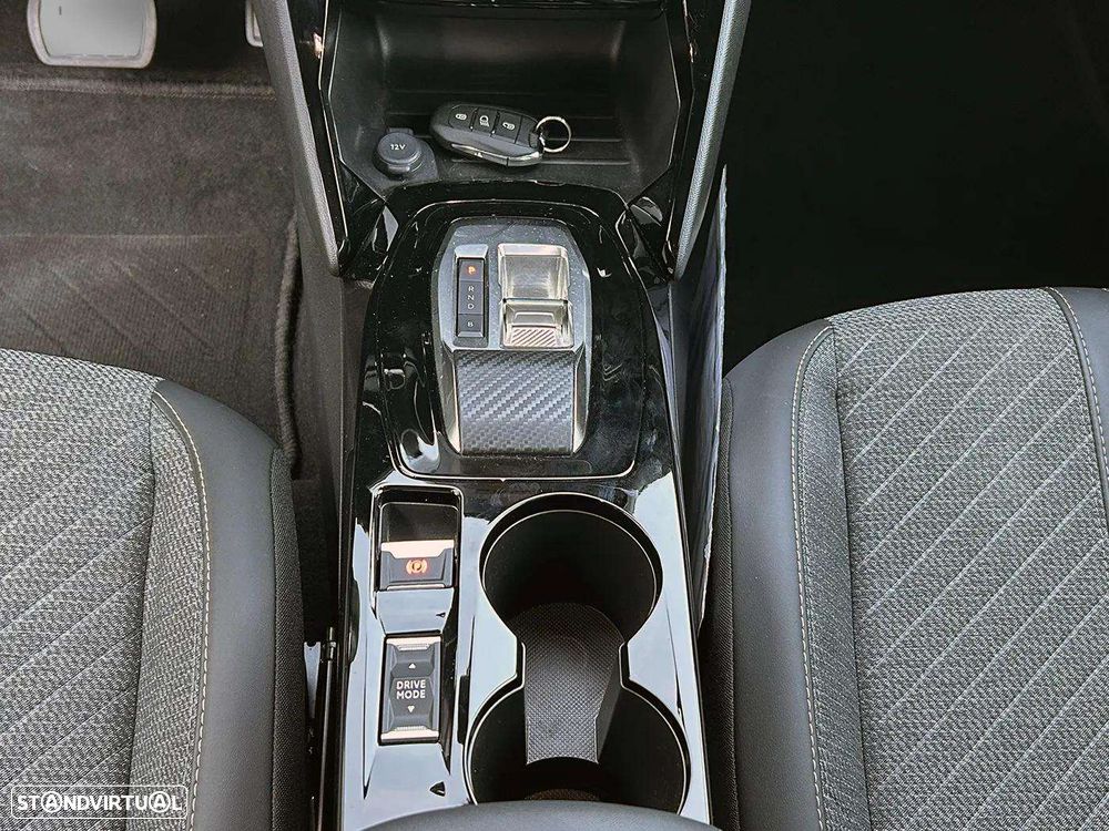 Peugeot e-2008 50 kWh Allure Pack - 22