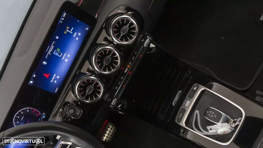 Mercedes-Benz A 200 AMG Line Aut. - 30