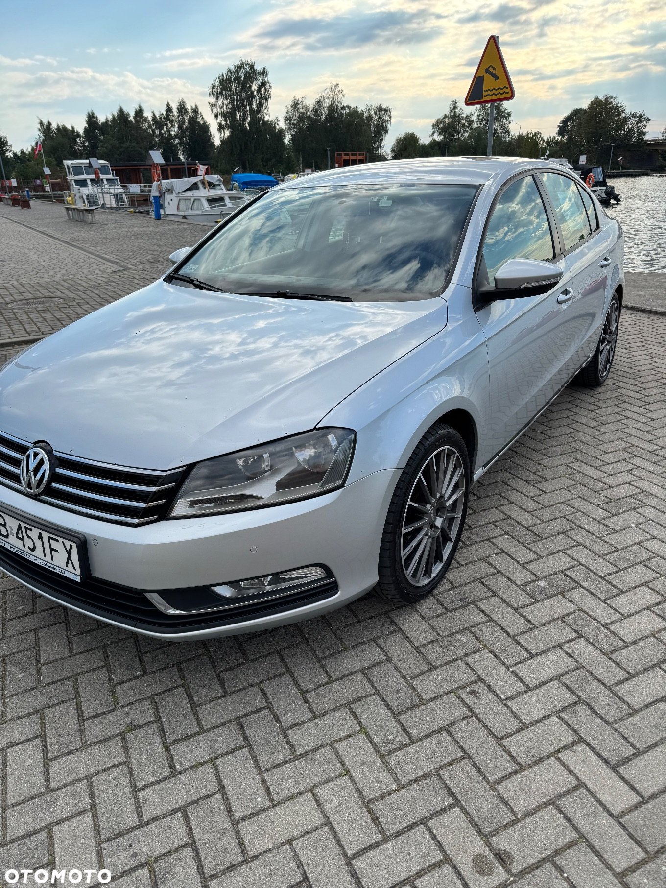 Volkswagen Passat 1.4 TSI BMT Trendline - 2