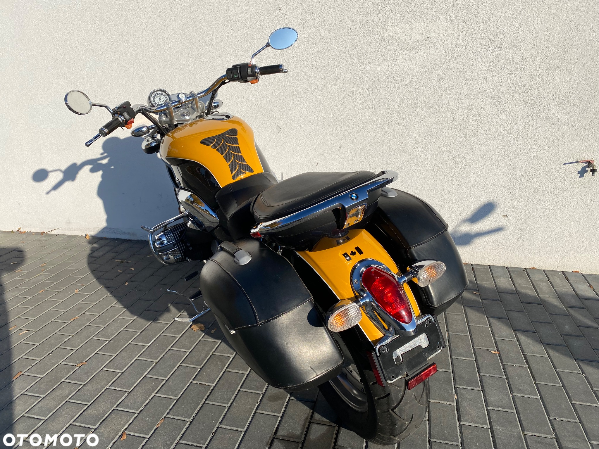 BMW R - 12