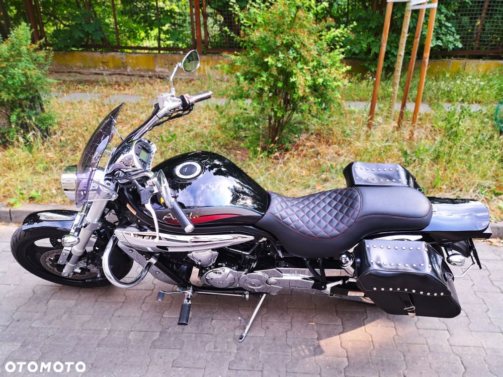 Hyosung GV - 8