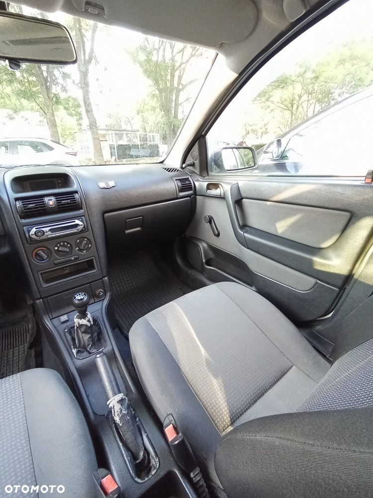 Opel Astra - 10