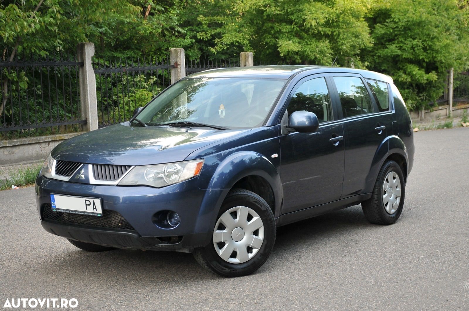 Mitsubishi Outlander 2.0 DI-D Instyle - 1