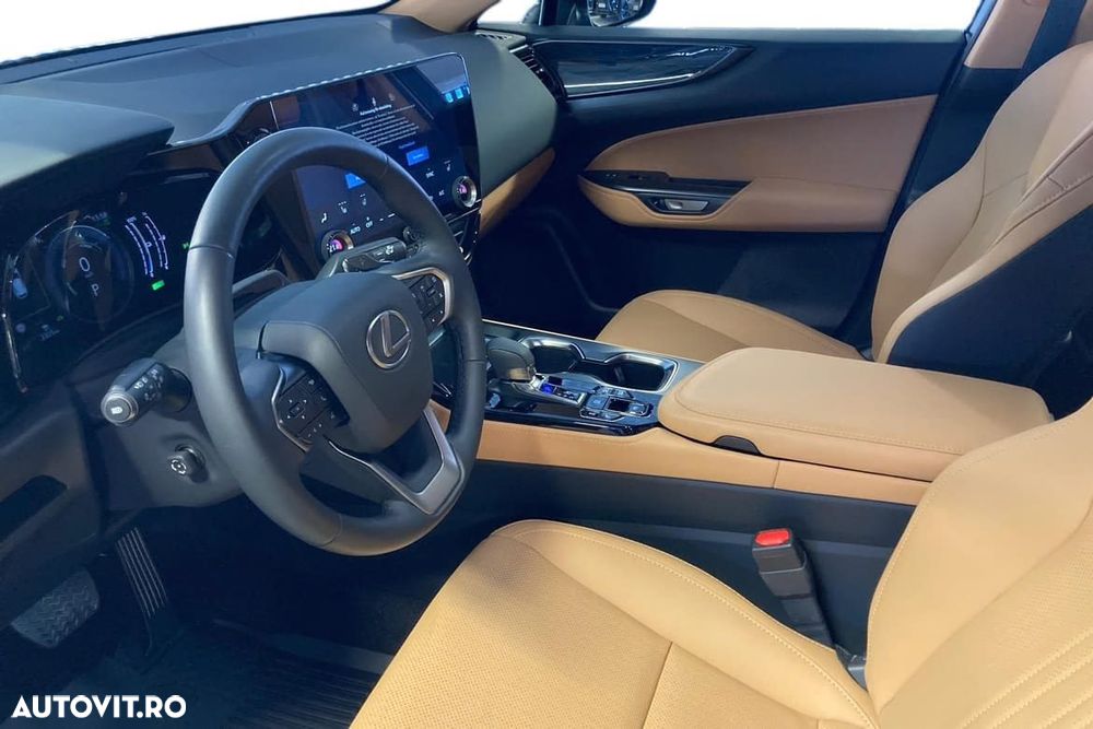 Lexus Seria NX 450h+ E-FOUR Business - 11