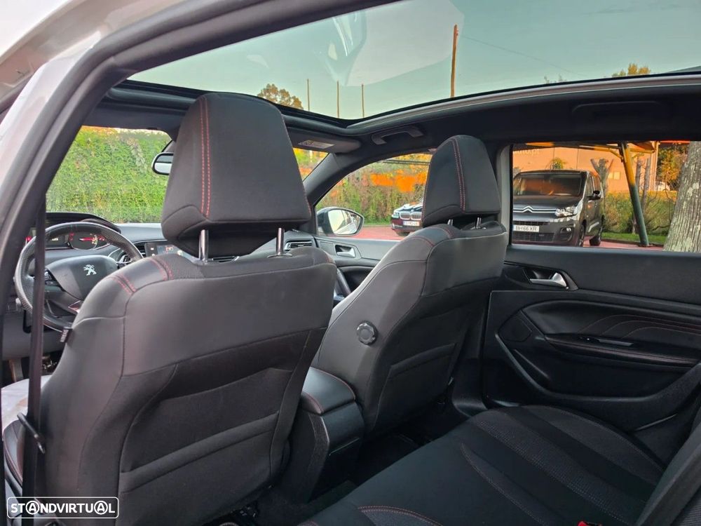 Peugeot 308 1.2 PureTech GT Line - 10