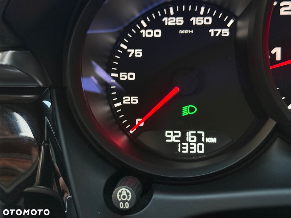 Porsche Macan Standard - 29