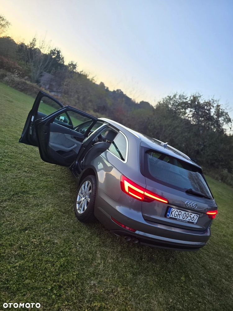 Audi A4 Avant - 4