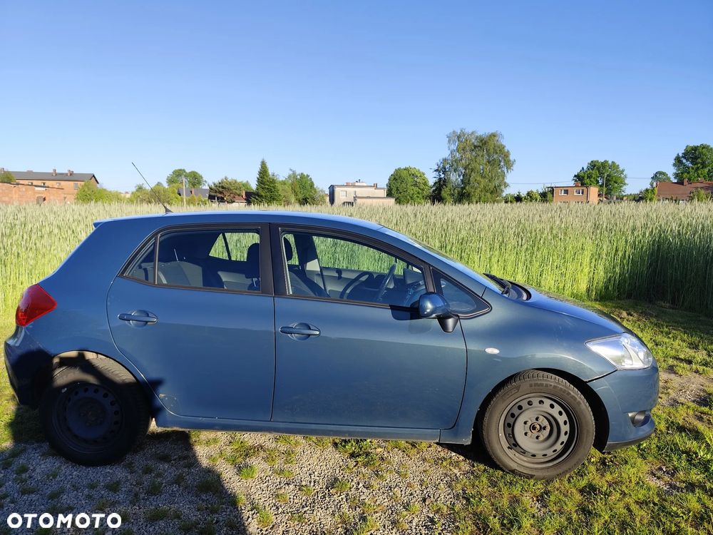 Toyota Auris 1.4 VVT-i - 5