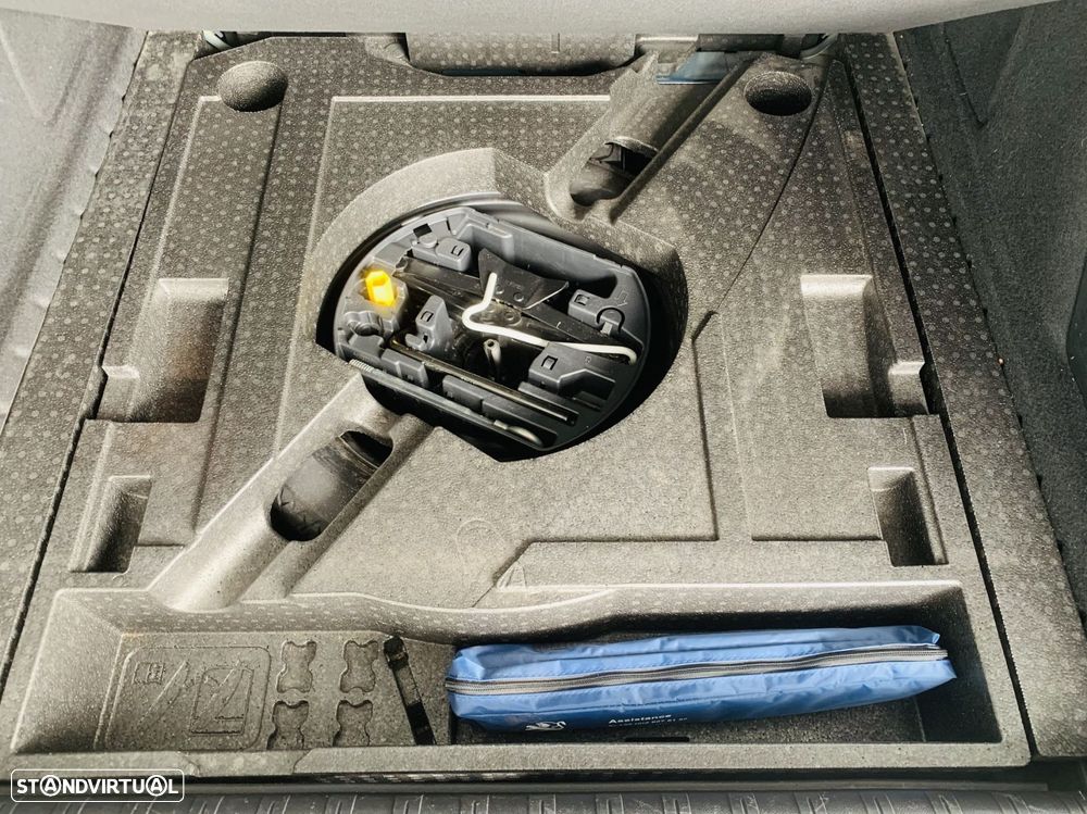 Peugeot 308 SW 1.5 BlueHDi Allure - 34
