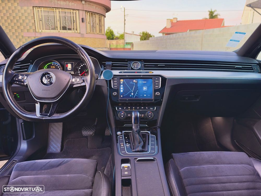 VW Passat Variant - 6