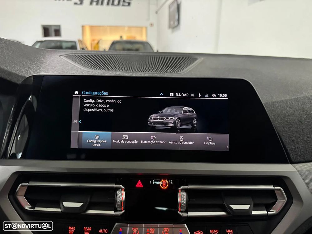 BMW 330 e Touring Pack M Auto - 31