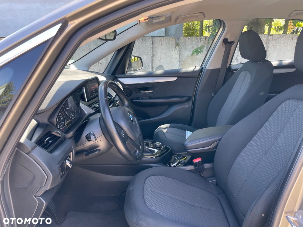 BMW Seria 2 218i - 19