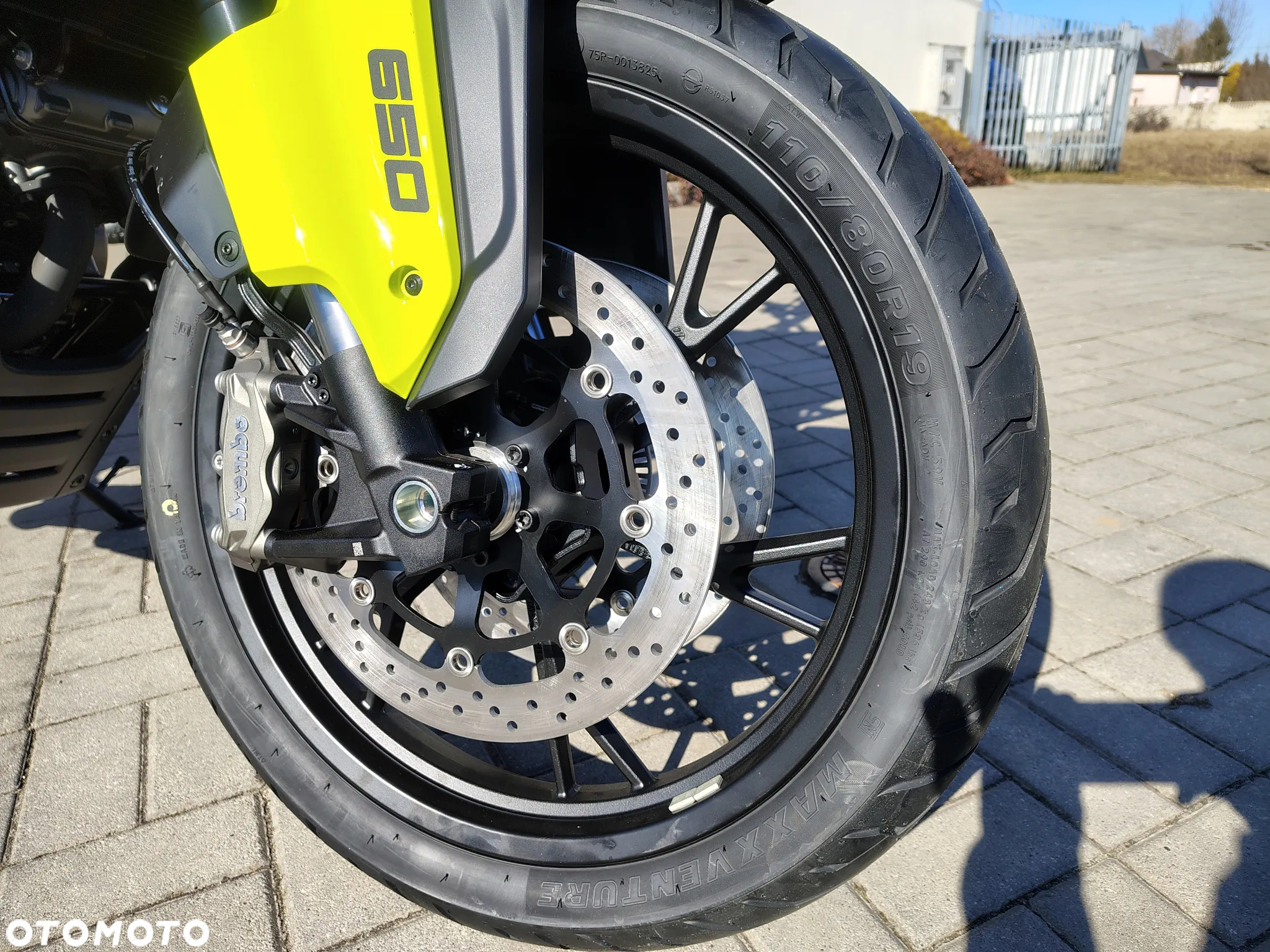 QJMOTOR SVT 650 - 13