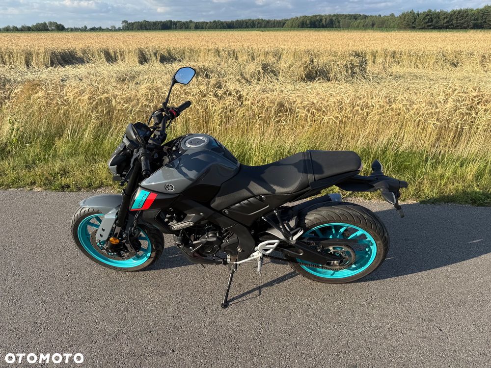 Yamaha MT - 4