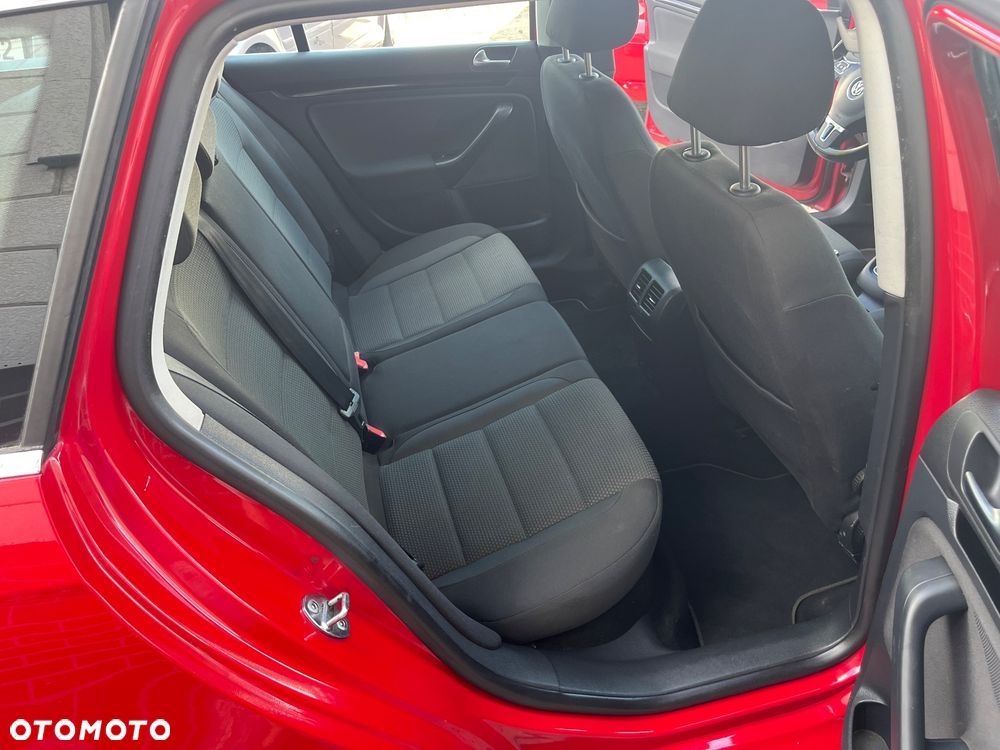 Volkswagen Golf - 15