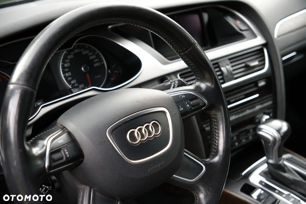 Audi A4 Allroad 2.0 TDI DPF S tronic - 14