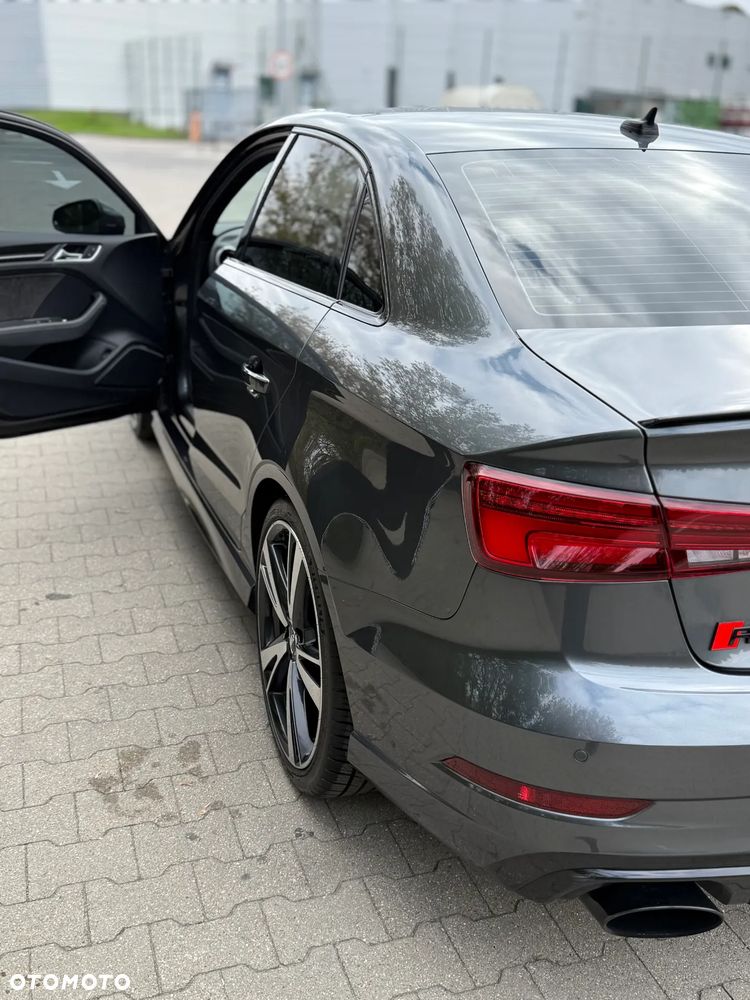 Audi RS3 Limousine - 17