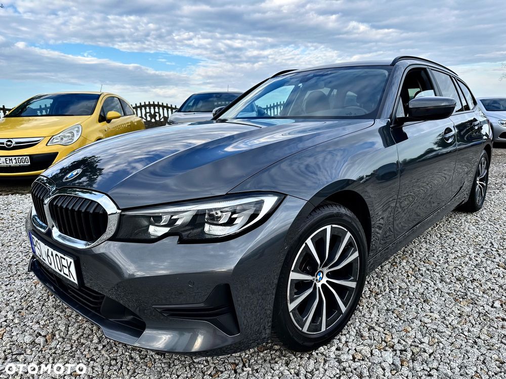 BMW Seria 3 318d Edition Luxury Line Purity - 36